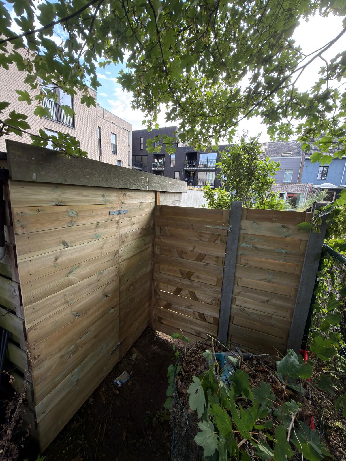 Tuinafsluiting in hout